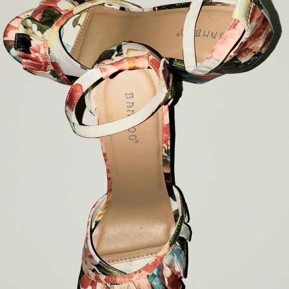 Platform sandels - Picture 3 of 3